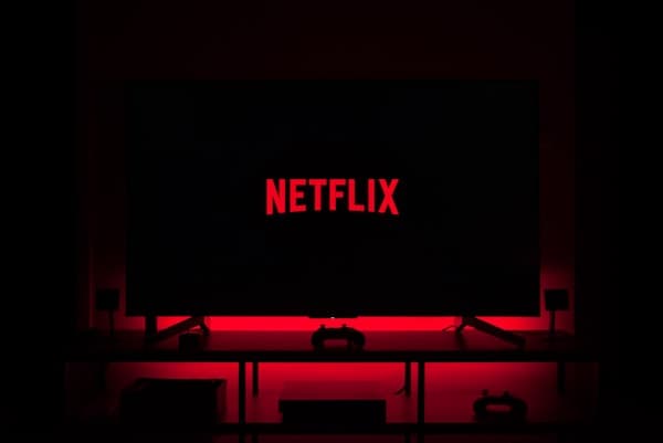 Netflix 标志性红标
